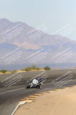 media/Dec-17-2023-CVMA (Sun) [[bf0c04832d]]/Race 7 Formula Lightweight Twins Shootout/